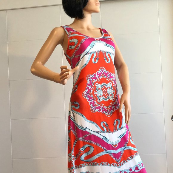 Tank - Picture 6 of 16